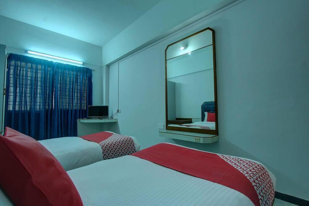 Hotel Padmam Madurai Dış mekan fotoğraf