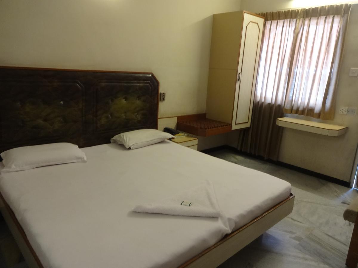 Hotel Padmam Madurai Dış mekan fotoğraf