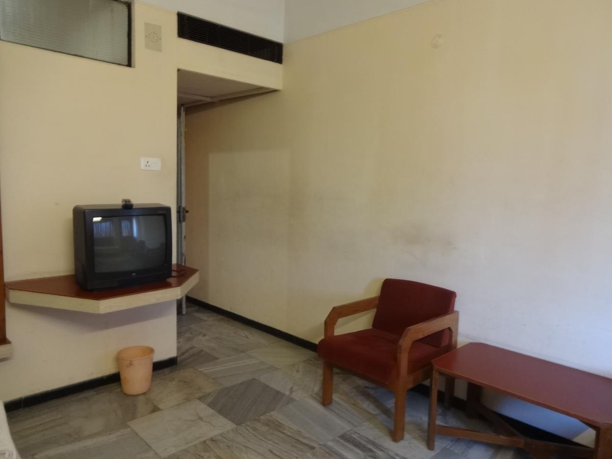 Hotel Padmam Madurai Dış mekan fotoğraf