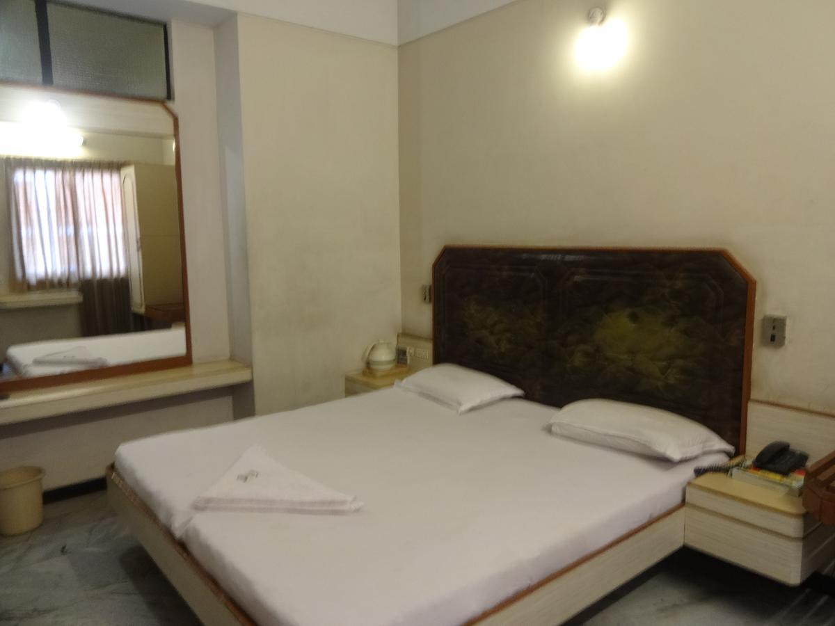 Hotel Padmam Madurai Dış mekan fotoğraf